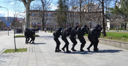 Specijalci MUP-a RS održali pokaznu vježbu u Banjoj Luci