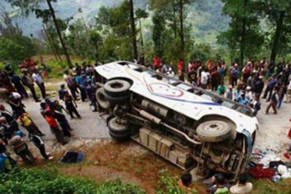 kuwait-bus-acident-pti-main-630-630