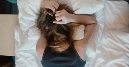 "Poslala sam dečku svoje razne slike..."