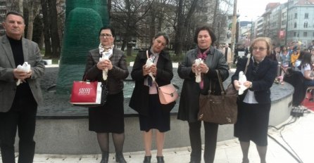 Hiljadu i šesto jedna ruža za sjećanje na djecu ubijenu u opkoljenom Sarajevu