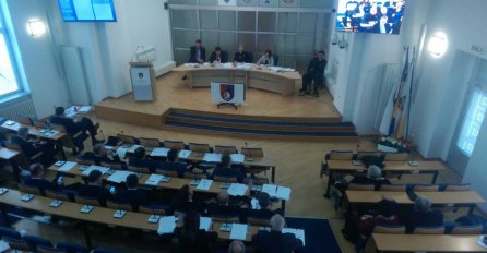 Adem Zolj imenovan za premijera: Kako su glasali zastupnici