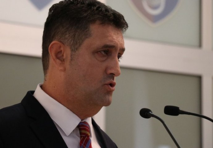 ANKETA: Smatrate li da će Adem Zolj biti bolji premijer KS  od Elmedina Konakovića? 