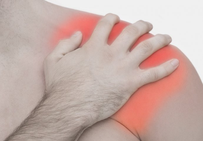 AKO VAS LIJEVO RAME BOLI ODMAH POSLIJE JELA, NE IGNORIŠITE: Može ukazivati na ozbiljan problem!