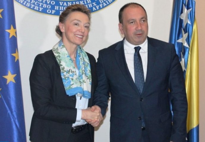 Crnadak razgovarao s potpredsjednicom Vlade RH Marijom Pejčinović Burić