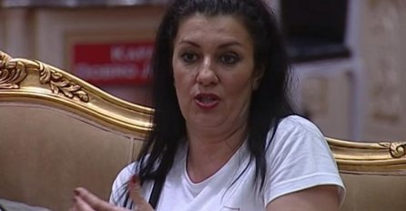 Ni traga luksuzu i skupim stvarima: POGLEDAJTE U KAKVOM STANU ŽIVI SAŠKA KARAN! (FOTO)