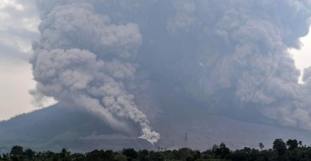 'Alas Leuser': Aerodrom zatvoren zbog vulkanskog pepela