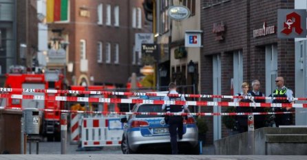 Policija traga za motivima napada u Muensteru