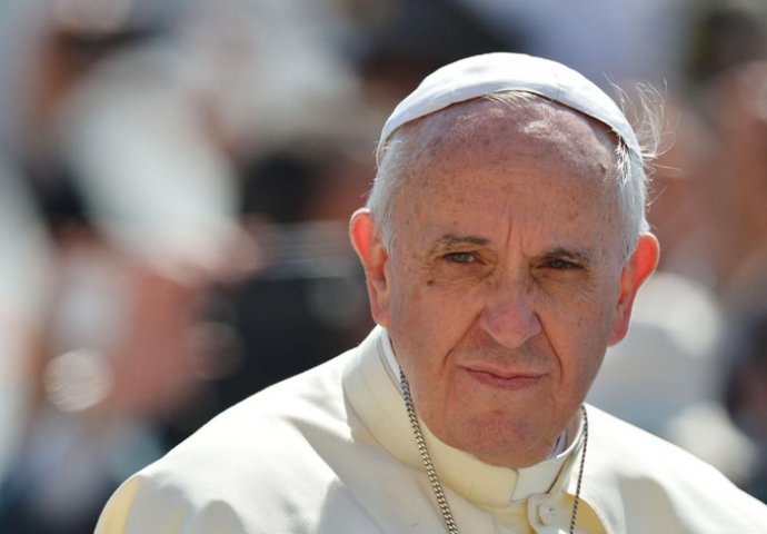 Papino upozorenje biskupima: Pazite da ne primate gejeve