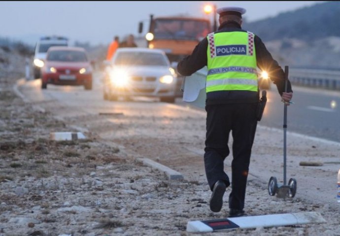 Tragedija na magistrali: Poginuo motociklist, saobraćaj državne ceste u prekidu