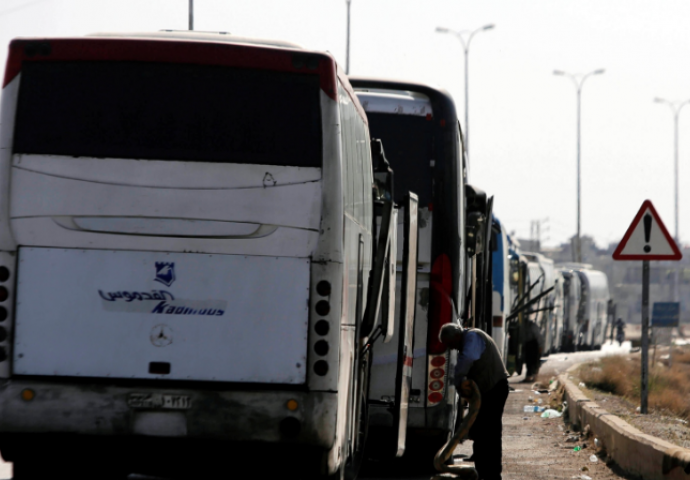 Sirija - Autobusi ušli u Dumu, počinje evakuacija