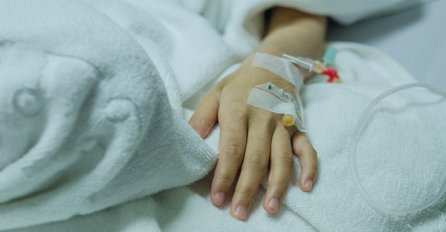 Mlada djevojka umrla u jezivim mukama nakon što su joj greškom ubrizgali ovo -  Njeno srce je prestalo da radi