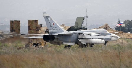 Raketiran vojni aerodrom u Siriji: Najmanje 14 mrtvih