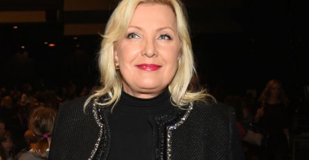 DO SADA SE NIJE POJAVLJIVALA U JAVNOSTI: Kćerka Snežane Đurišić nevjerovatno liči na majku, pogledajte kakva je ljepotica (FOTO)