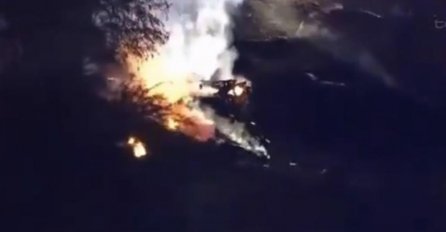 STRAŠNA NESREĆA, HITNA NA LICU MJESTA: Avion se srušio, pa zapalio, svi poginuli 