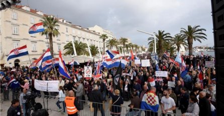 Više hiljada ljudi okupilo se u Splitu protiv Istanbulske konvencije