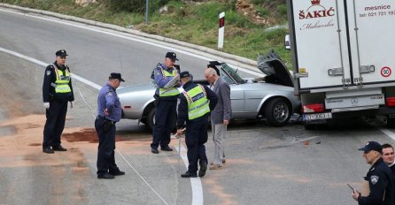 'Lani mu je na magistrali poginula supruga, a sad je on podletio pod kamion': Muškarac stradao u teškoj saobraćajnoj nesreći!