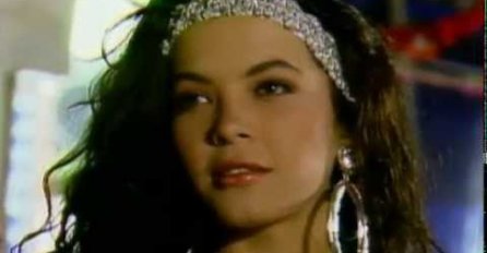 KASANDRU SMO 90-TIH SVI OBOŽAVALI: Kad vidite kako danas izgleda, ostat ćete u ČUDU, ŠTA JOJ SE DESILO? (FOTO)