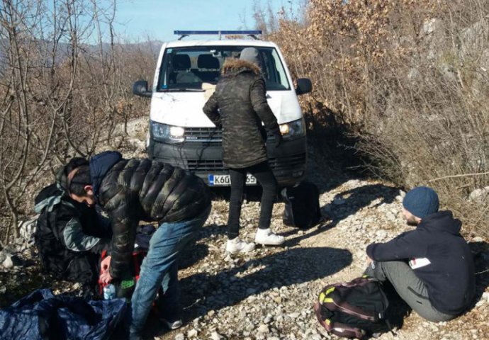 Osam ilegalnih migranata pronađeno u Bijeljni i Zvorniku