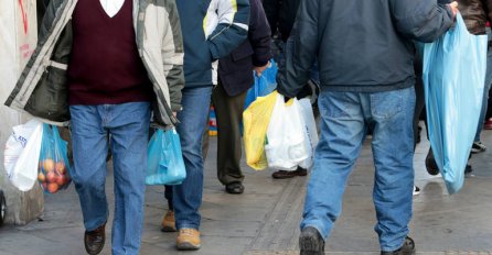 U BiH se godišnje u promet pusti 1,2 milijarde plastičnih kesa