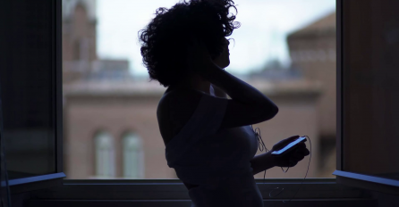 ŠETATE LI 'PO KUĆI' BEZ ODJEĆE: Nemamo dobru vijest za vas! (VIDEO)