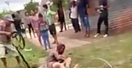 JEZIVA SMRT: Linčovali čovjeka zato što su mislili da im je ubio nadrilekarku!