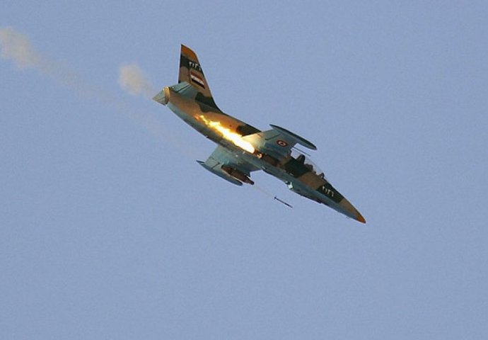 IZVEDENO 400 UDARA: Sirijski avioni raketiraju Damask