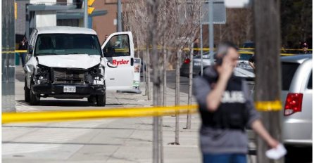Napadač kombijem u Torontu i zvanično optužen