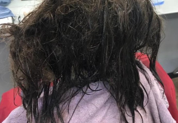 GODINAMA SE NIJE ČEŠLJALA ZBOG OVOGA: Došla je kod frizera da je ošišaju NA NULU, a desilo se nešto što je SVE OBORILO S NOGU! (FOTO)