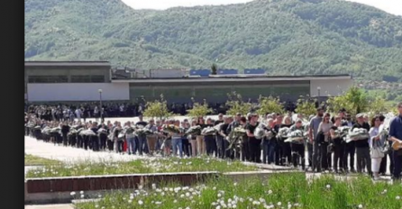 BiH U SUZAMA: Majka nije mogla da podnese smrt sina pa se objesila, zajedno su sahranjeni uz riječi koje lede krv!