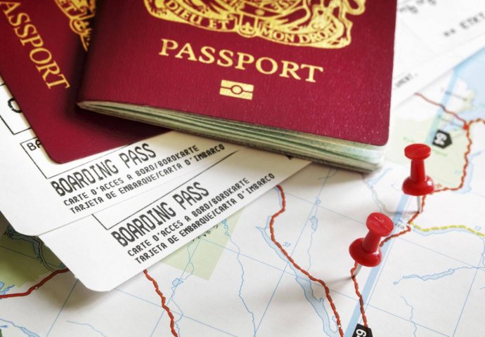 PAMET U GLAVU: NIKAD ne objavljujte sliku pasoša na Facebooku 