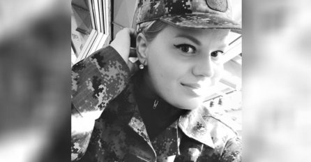 POTRESNA SCENA NA SAHRANI VOJNE BOLNIČARKE KOJA SE TRUDNA UBILA: Dok su spuštali kovčeg, vjerenik je izustio nešto JEZIVO!