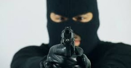 NEMA VIŠE NI ZA HLJEBA?! Evo šta su mu SVE lopovi ukrali iz kuće