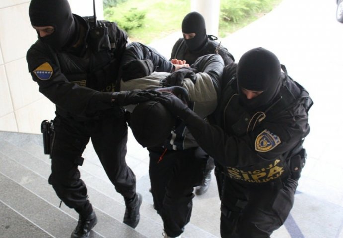 Četiri osobe uhapšene u Sarajevu