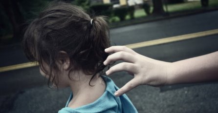 HOROR U REGIONU: Djevojčicu htio da namami sladoledom pa onda da je uvuče u auto!