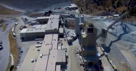 Urušio se rudnik zlata, zarobljeno 13 rudara