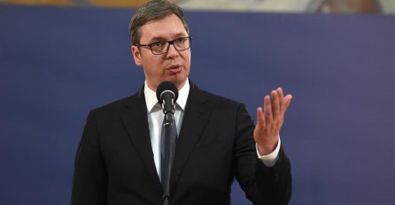 Vučić: Čestitaću i Kolindi i Makronu