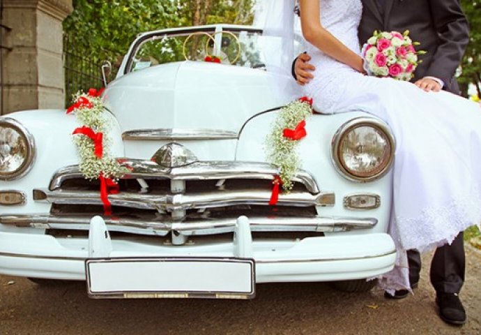 Mislila je da se šali PRVO JUTRO NAKON UDAJE, SVEKAR JOJ JE REKAO: ” Neka ti je Bog na pomoći draga moja snaho”