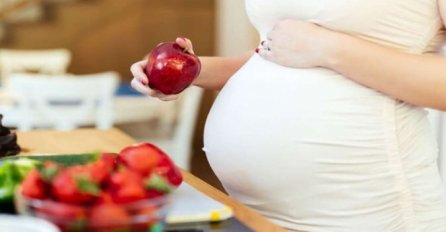 Bitno i za mamu i za bebu: Uzimate li folnu kiselinu u trudnoći?