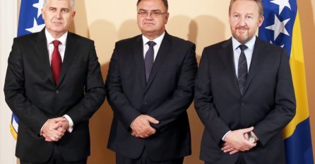 Članovi Predsjedništva BiH, na poziv Merkel, 9. maja u Berlinu