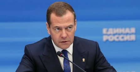 Medvedev: Za ulazak u NATO Ukrajina će morati da se odrekne Kijeva