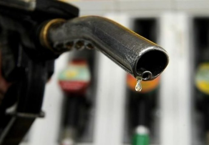 ANKETA: Treba li ukinuti akcize na gorivo? 