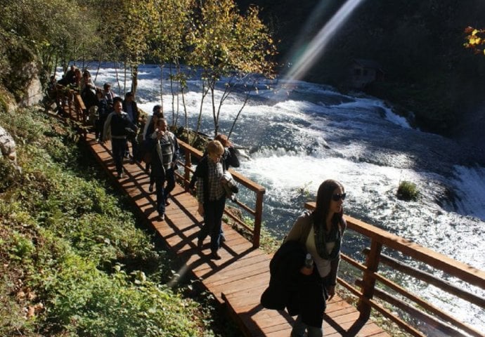 Vlada FBiH izdvojila 500.000 maraka za Nacionalni park Una