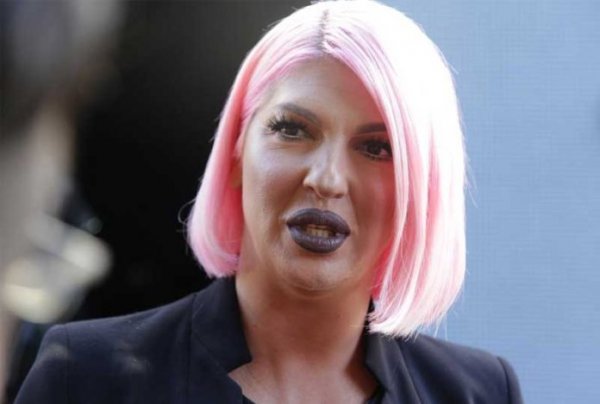 jelena-karleusa-1-696x469