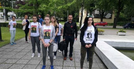 Davor Dragičević stigao u Narodnu skupštinu RS, očekuje se njegovo obraćanje