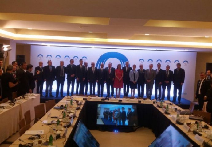 Crnadak:Proširenje EU na prostor zapadnog Balkana najvažniji proces za regiju