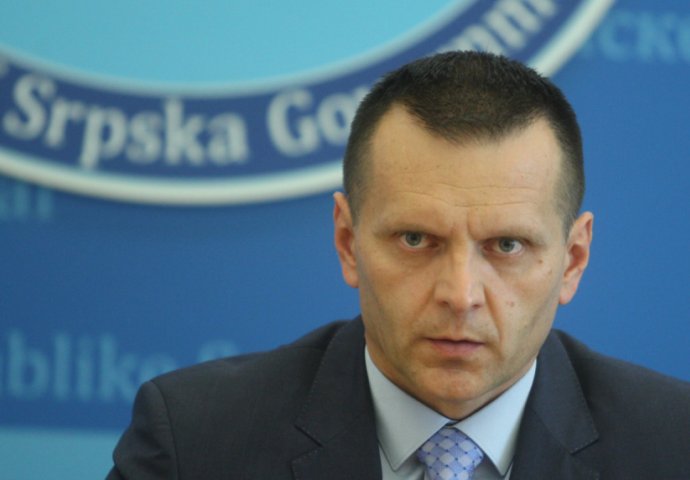 ANKETA: Treba li Dragan Lukač biti smijenjen s funkcije ministra unutrašnjih poslova?