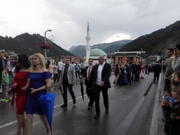 32253624-1294656084001203-6219382729331441664-n