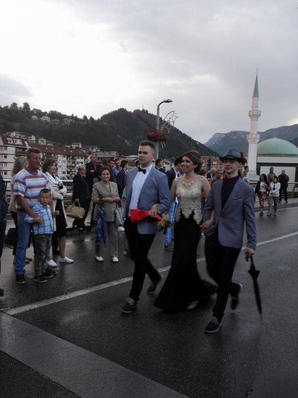 32402305-1294664417333703-5874853479482130432-n