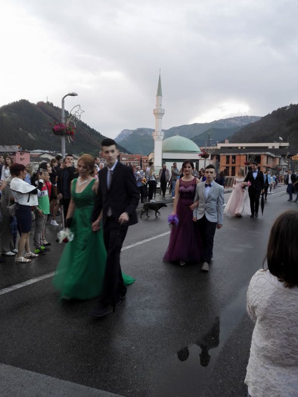 32452947-1294662144000597-2040652401005821952-n