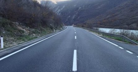 STANJE NA PUTEVIMA: Magla u jutarnjim satima smanjuje vidljivost